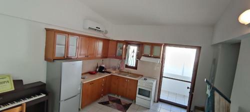 Apartamento Siviri Beach Artist Suite