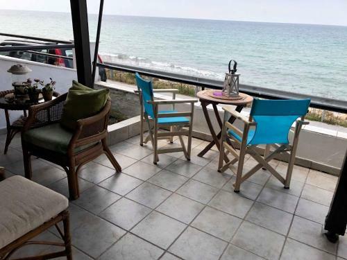 Superior, Comfortable Seaside Home With Amazing View