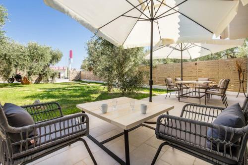 Villa 4 You Iliopetra