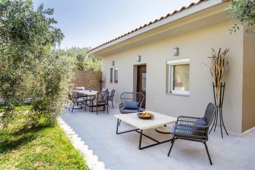 Villa 4 You Iliopetra