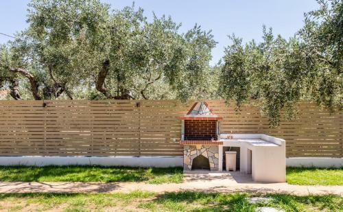 Villa 4 You Iliopetra