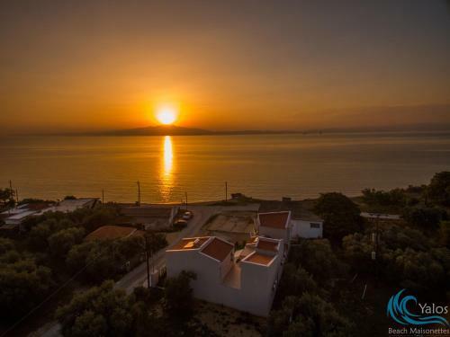 Yalos Beach Maisonettes