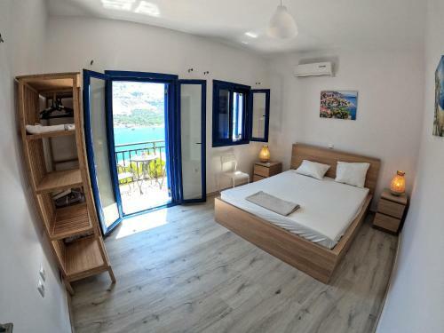 Marina Pedi Apartments