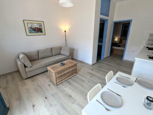Marina Pedi Apartments