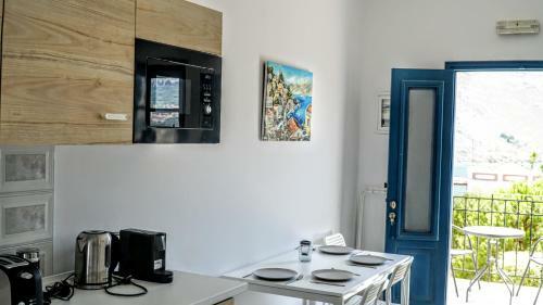 Marina Pedi Apartments