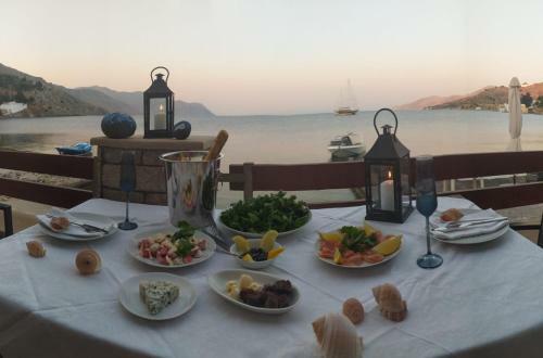 Symi . Villa Calme (sur La Mer).