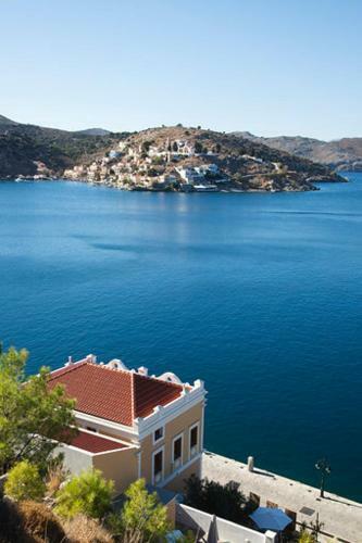 Overthe Sea Apartments