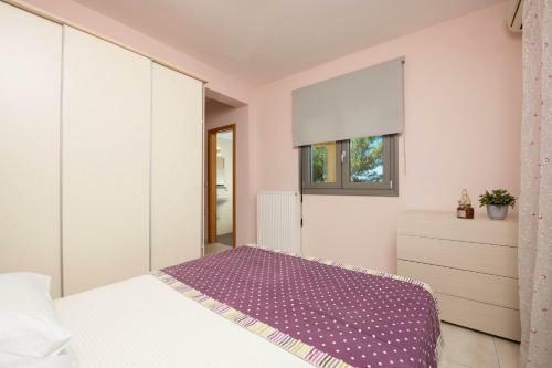 Louloudis Pool Villa