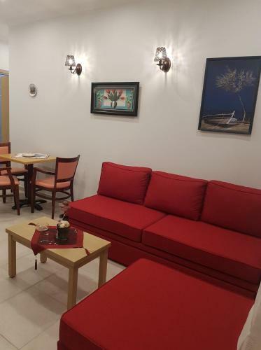 Kohyli Apartments