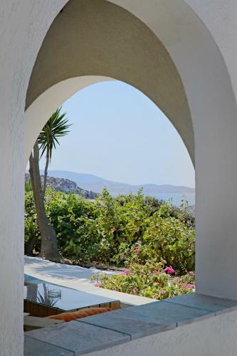 Bed & Breakfast Ailouros Summer Hotel