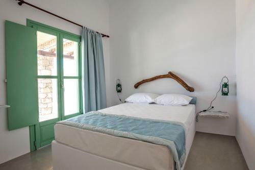 Ailouros Scenic Guest Houses
