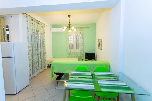 Linas House Sivota