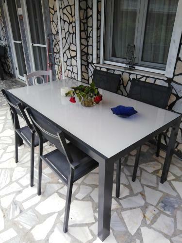 Apartamento Miltos Rooms