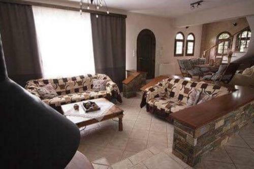 Olympus Leptokaria?s Luxurious Villa