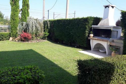 Luxurious Garden House Between Aegean & Olympus