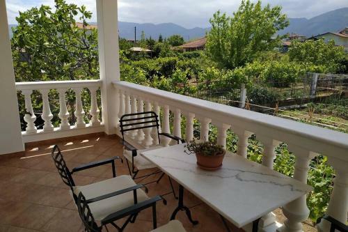 Luxurious Garden House Between Aegean & Olympus