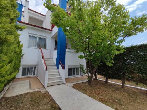 B11 Seafront Villa