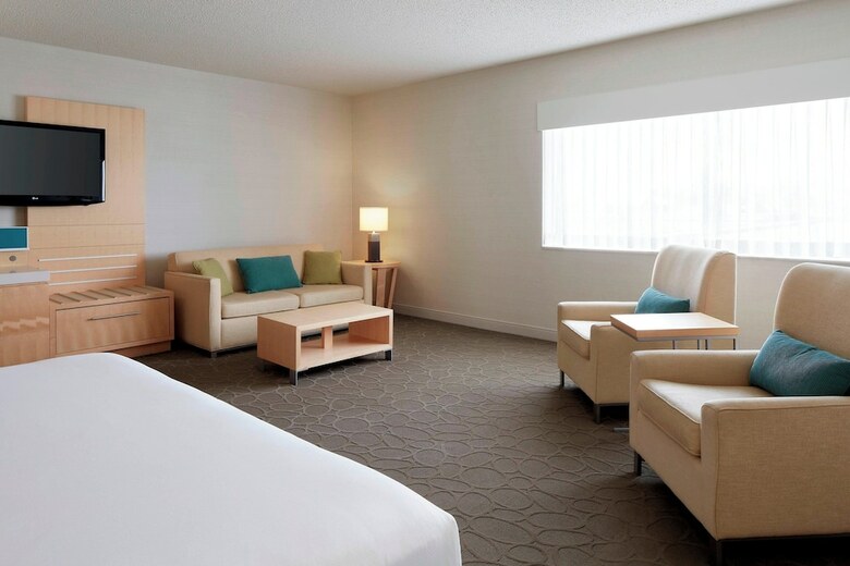 Hotel Delta Prince Edward