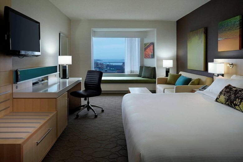 Hotel Delta Prince Edward