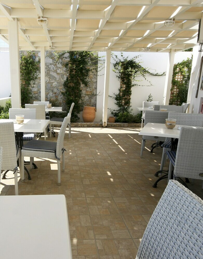 Hotel Andromeda Resort
