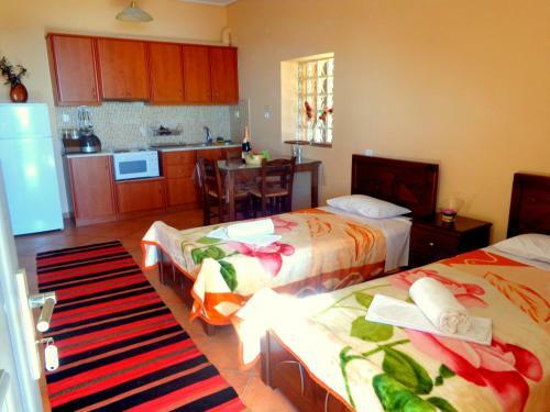 Makronas Apartments