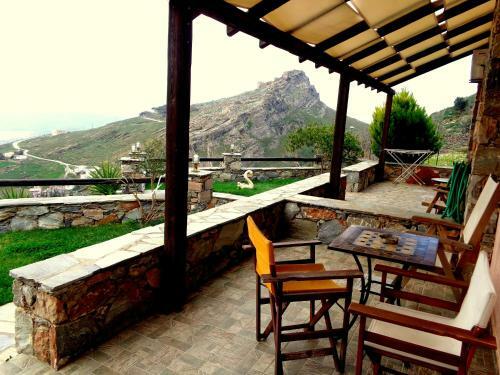 Makronas Apartments