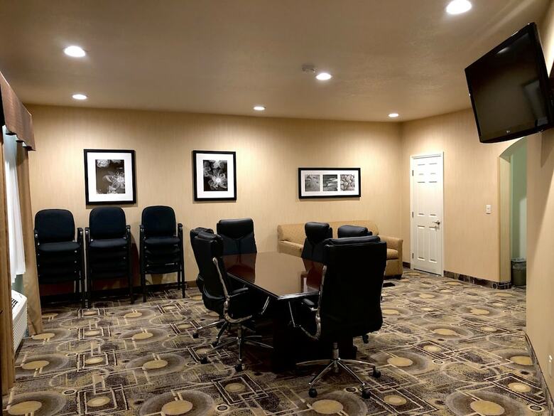 Best Western San Dimas Hotel & Suites