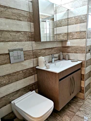 Diogenis Deluxe Apartment