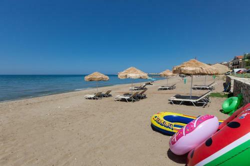 Villa Espera, Luxury Beach Front Residence
