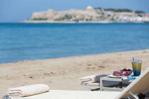 Villa Espera, Luxury Beach Front Residence