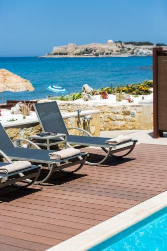 Villa Espera, Luxury Beach Front Residence