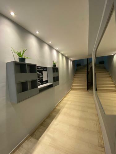Le Chris Central Apartments