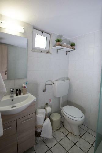Salty Alley Seaside Apartment Rethymno