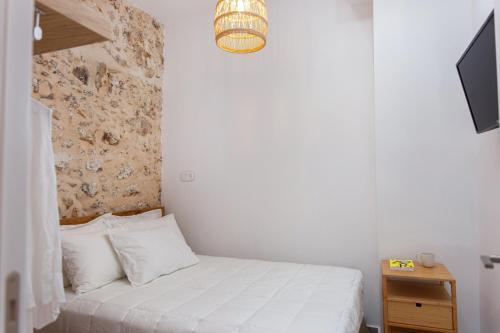Orestis Downtown Home