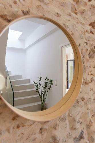 Orestis Downtown Home