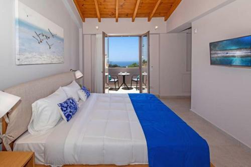 Modern Villa With Salted Water Pool,jacuzzi, Bbq!