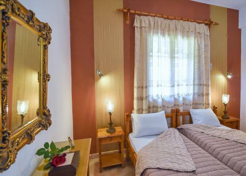 Hostal Panagou Studios