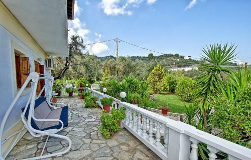 Hostal Panagou Studios