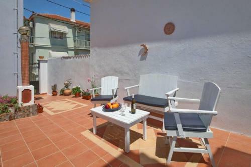 Philoxenia Guest House