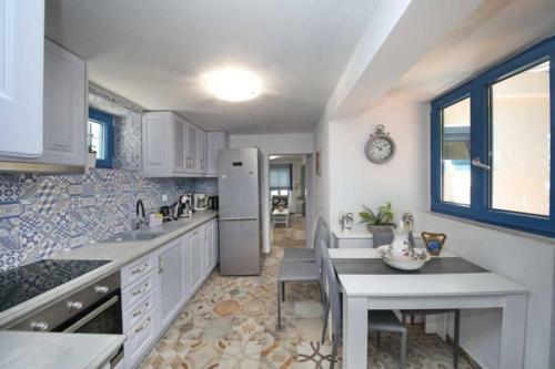 Philoxenia Guest House
