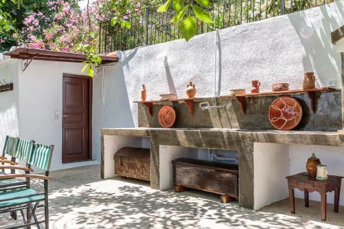 Pyrgos Country House