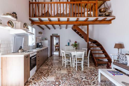 Pyrgos Country House