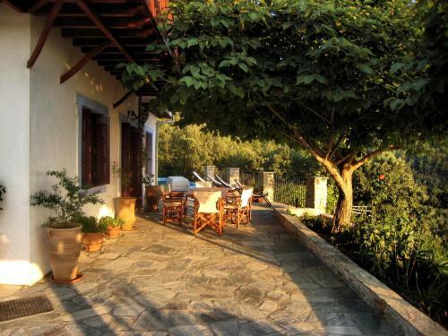 Villa Maria O