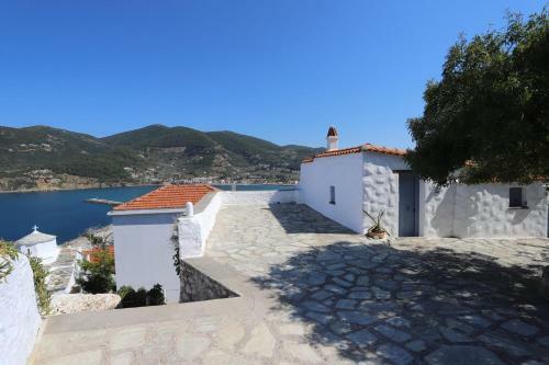 Villea Seaview Apartments