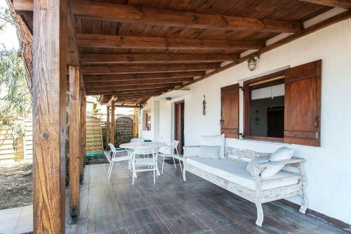 Villa Amouage Boutique Home