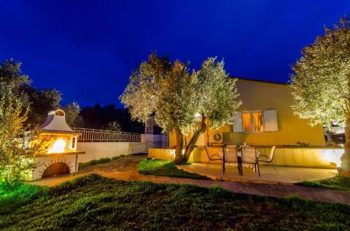 Villa Kallisimos (old Complex Shemesh)