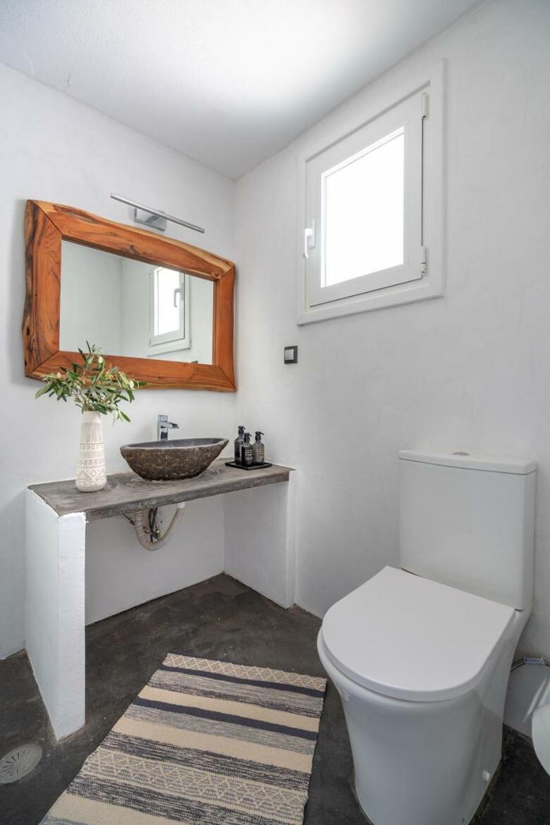 Villa Indigo Boutique Home
