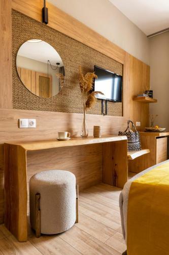 Hotel Skiathos Thalassa, Philian Collection