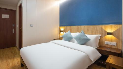 Floral Hotel Wuxi Chanfeng Xiaozhu Lingshan Town