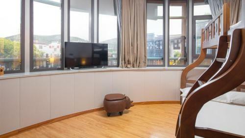 Floral Hotel Wuxi Chanfeng Xiaozhu Lingshan Town